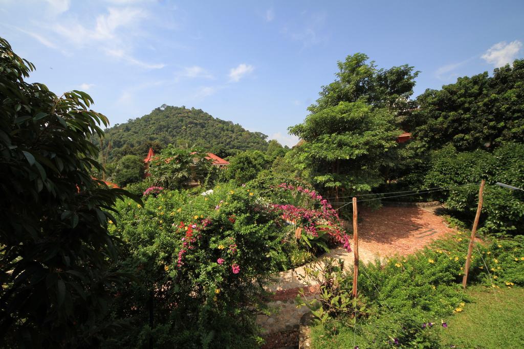 Spring Valley Resort Kep Extérieur photo