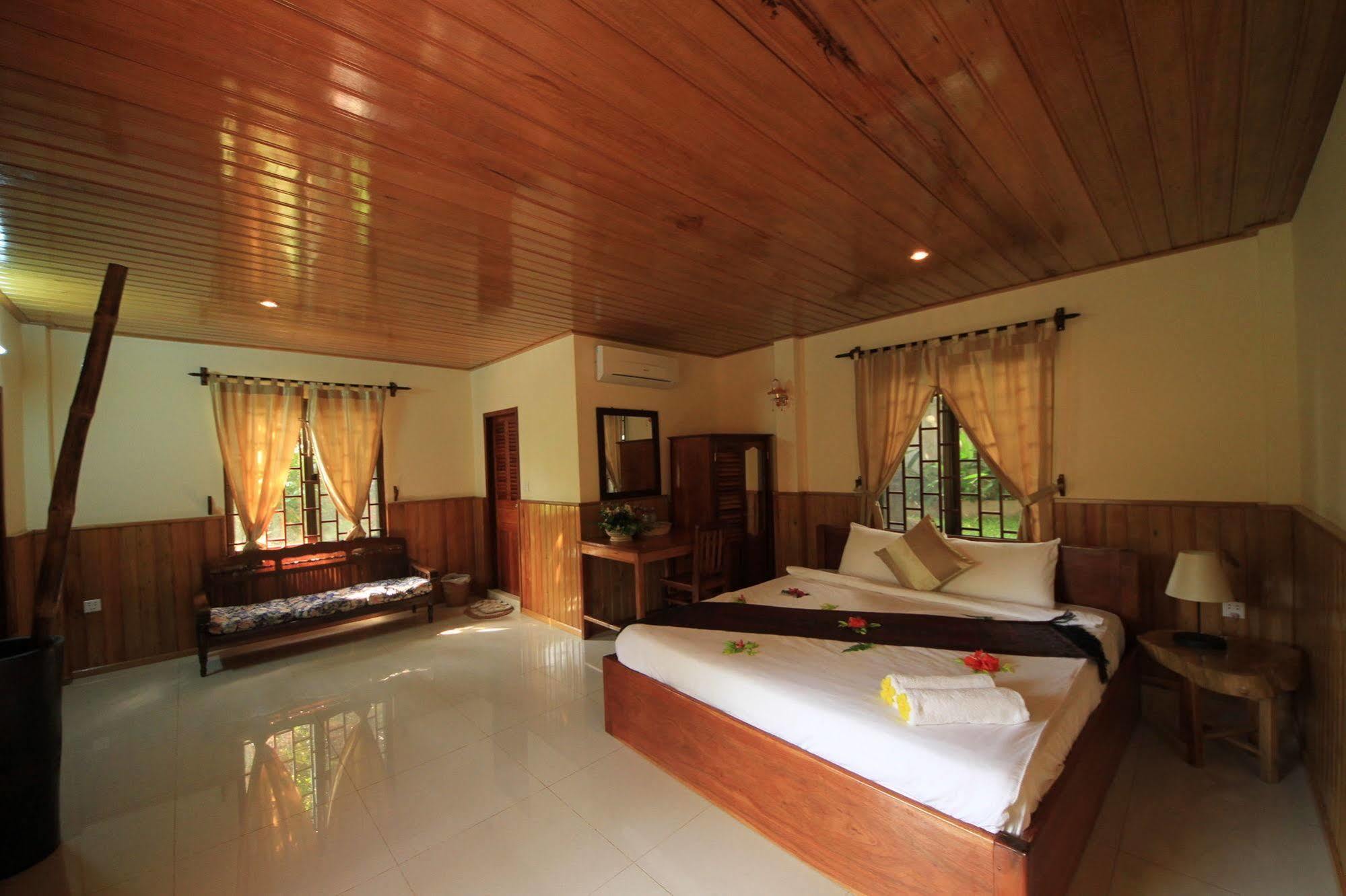 Spring Valley Resort Kep Extérieur photo