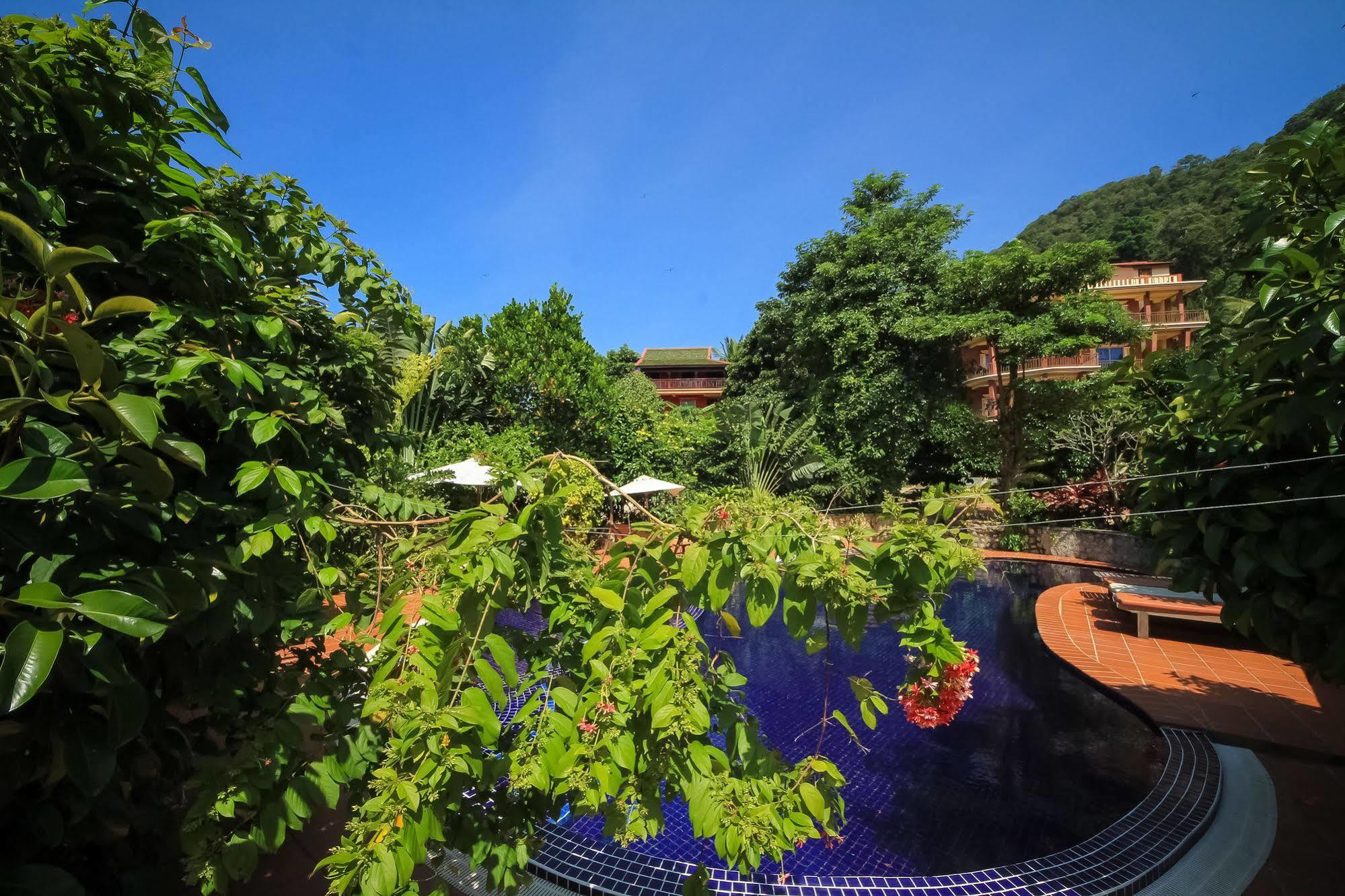 Spring Valley Resort Kep Extérieur photo